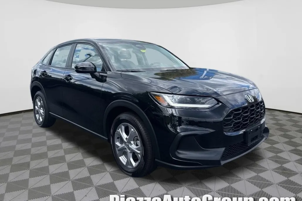 2023 Honda HR-V LX photo 1