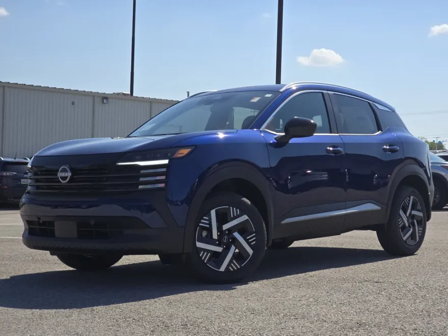 2026 Nissan Kicks SV photo 1