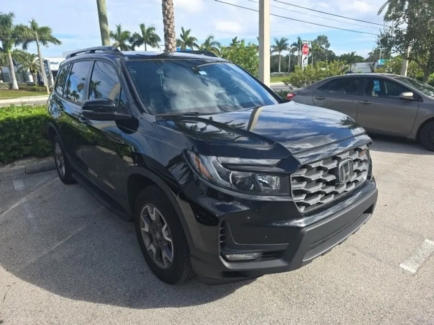 2023 Honda Passport TrailSport photo 1