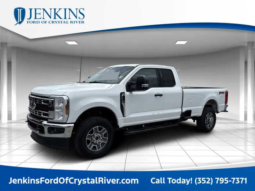 2025 Ford F-350 XLT photo 1