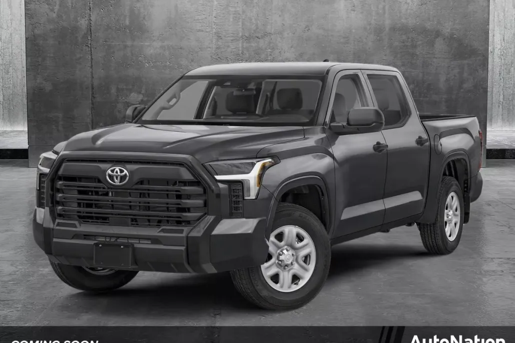 2025 Toyota Tundra SR5 CrewMax photo 1