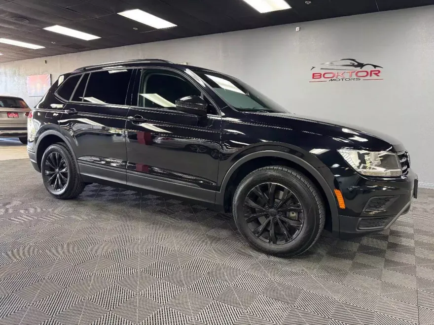 2019 Volkswagen Tiguan S photo 1