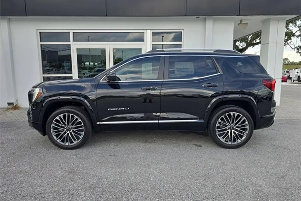 2026 Gmc Terrain Denali photo 1