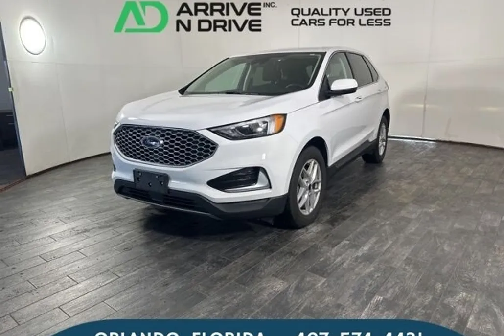 2024 Ford Edge SEL photo 1