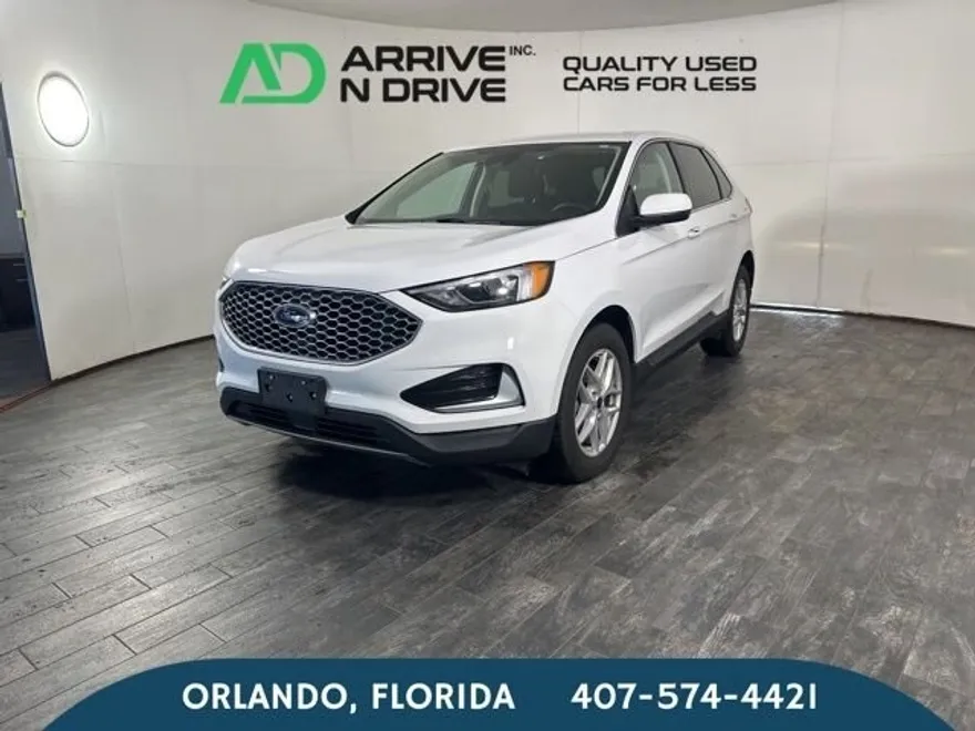 2024 Ford Edge SEL photo 1