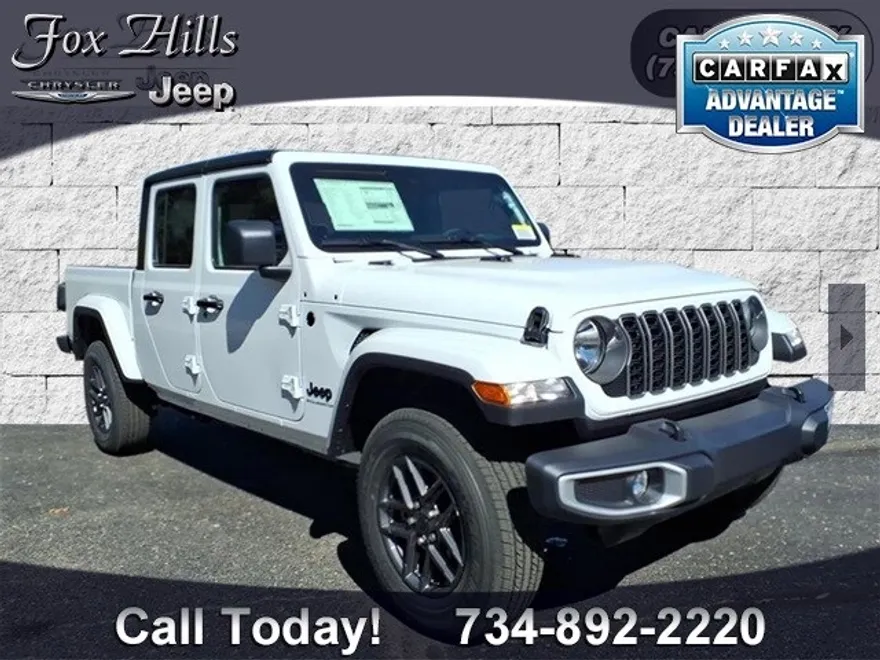 2025 Jeep Gladiator Sport S photo 1