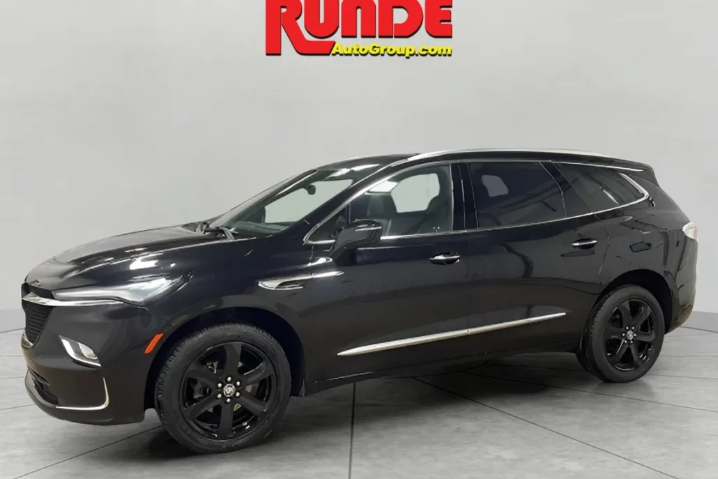2025 Buick Enclave Preferred photo 1