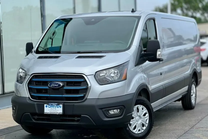 2023 Ford Transit photo 1