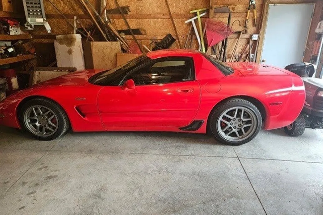 2004 Chevrolet Corvette Z06 Hardtop photo 1