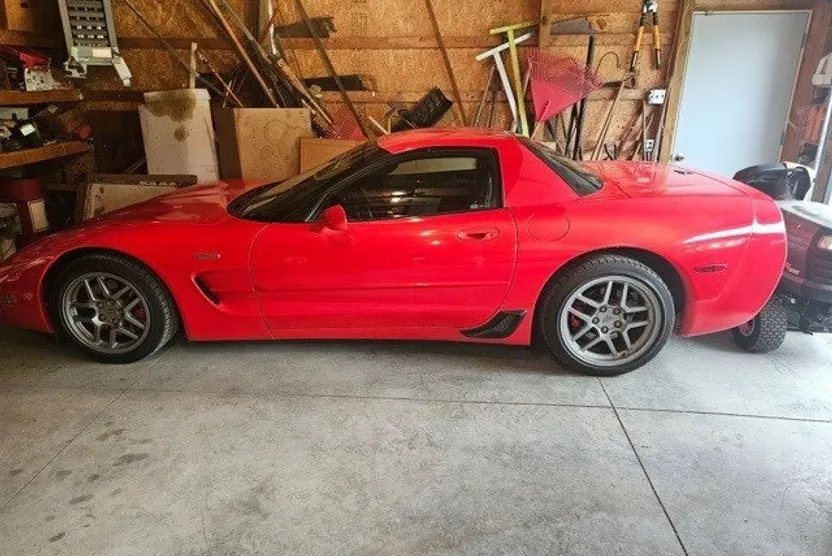 2004 Chevrolet Corvette Z06 Hardtop photo 1