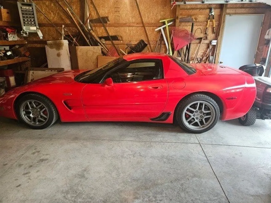 2004 Chevrolet Corvette Z06 Hardtop photo 1