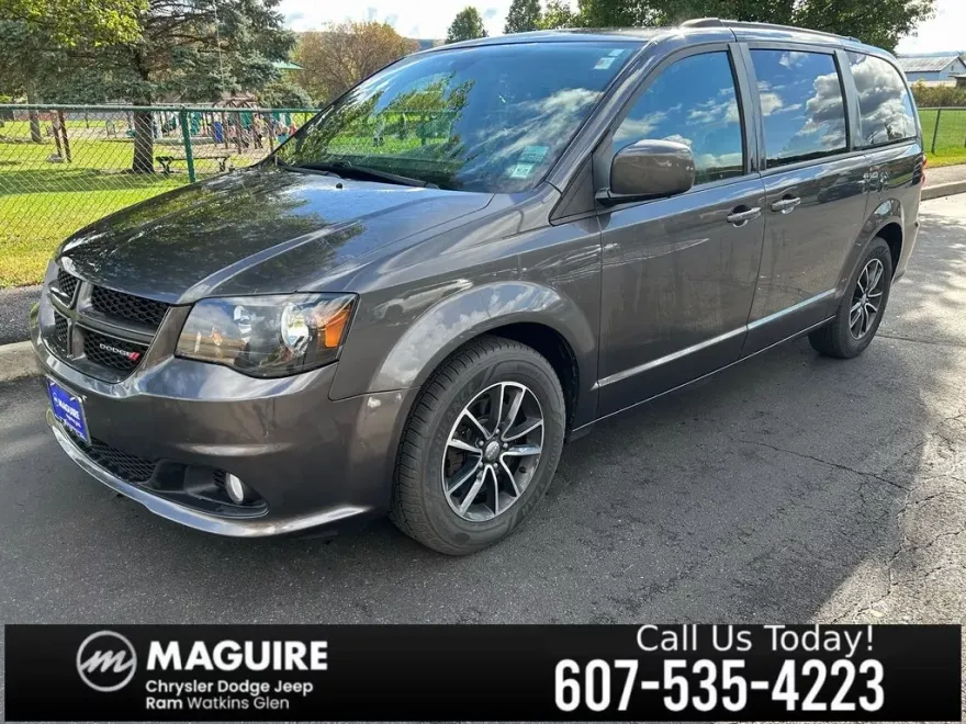2019 Dodge Grand Caravan GT photo 1