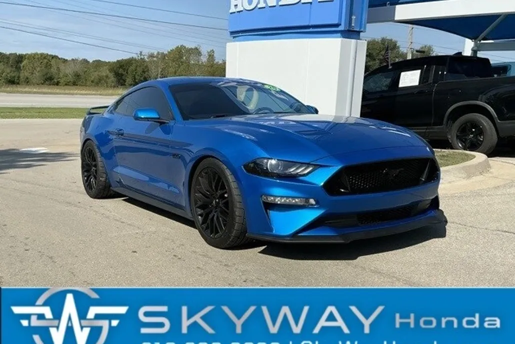2020 Ford Mustang GT photo 1