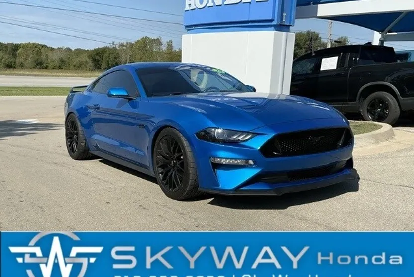 2020 Ford Mustang GT photo 1