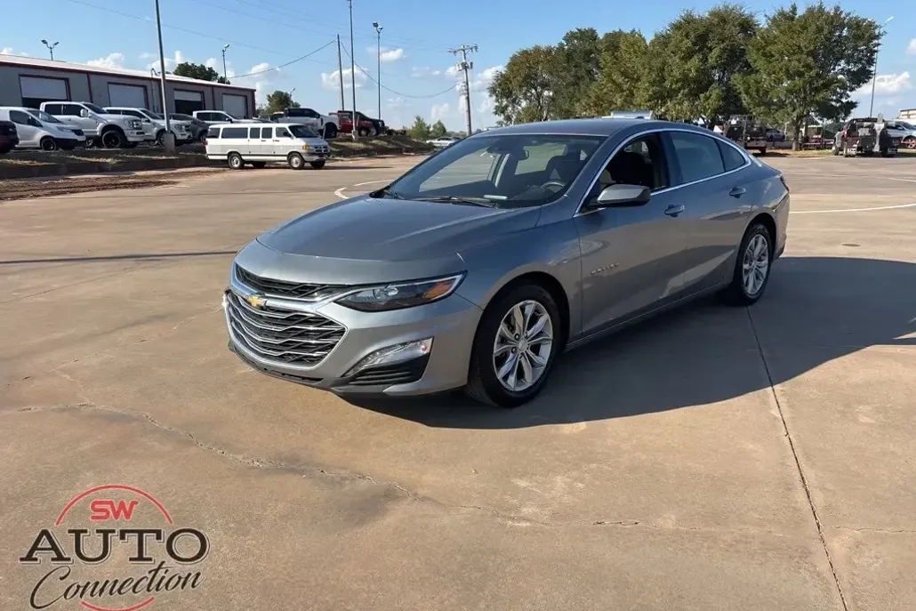 2024 Chevrolet Malibu 1LT photo 1