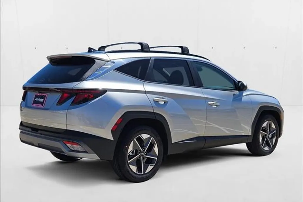 2026 Hyundai Tucson SEL photo 1