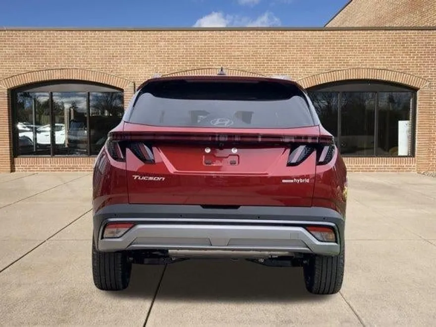 2025 Hyundai Tucson Hybrid Limited photo 1