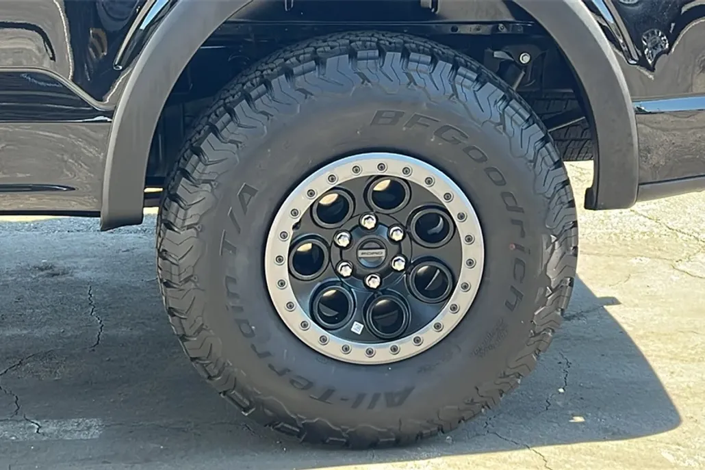 2023 Ford F-150 XL photo 1