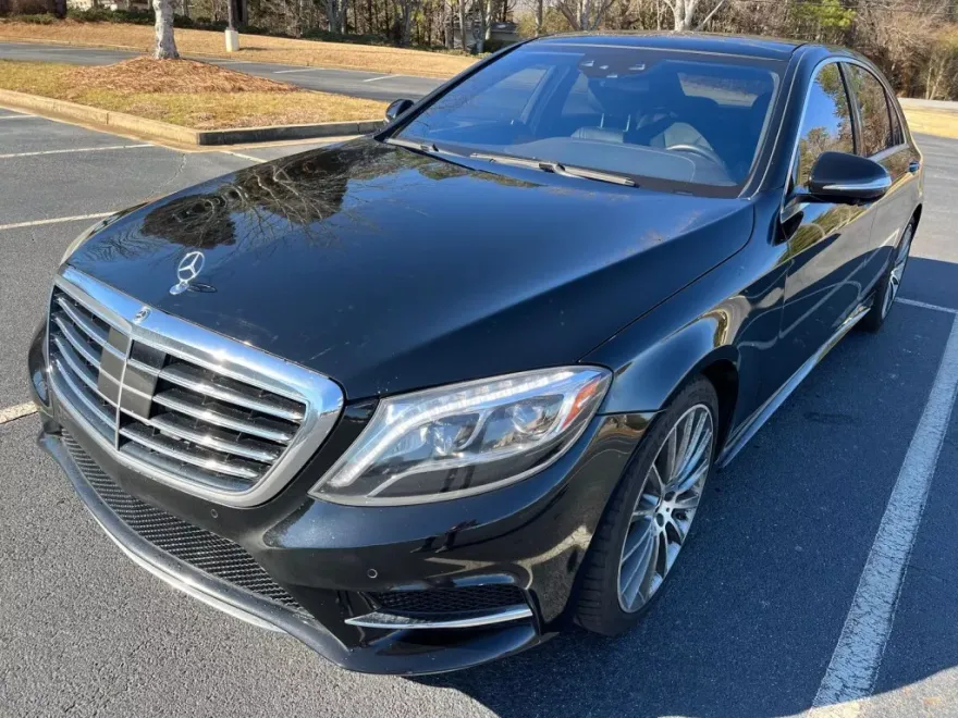 2016 Mercedes Benz C 300 photo 1