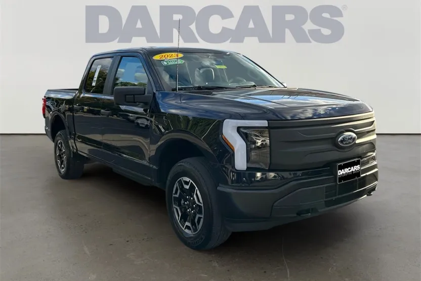 2023 Ford F-150 Lightning photo 1