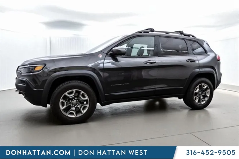 2019 Jeep Cherokee Trailhawk photo 1
