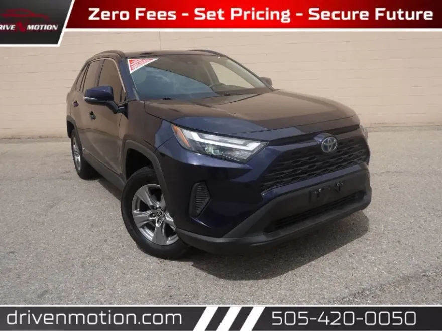 2022 Toyota RAV4 Hybrid XLE Sport photo 1