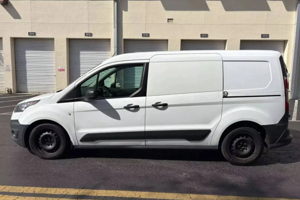 2017 Ford Transit Connect XL photo 1