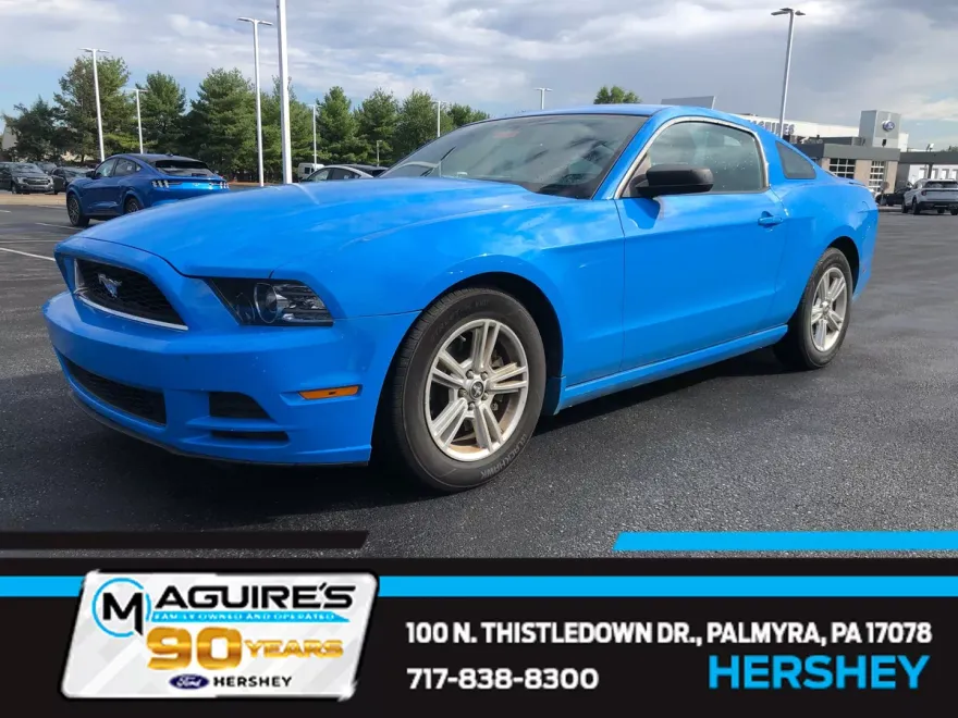 2013 Ford Mustang V6 photo 1