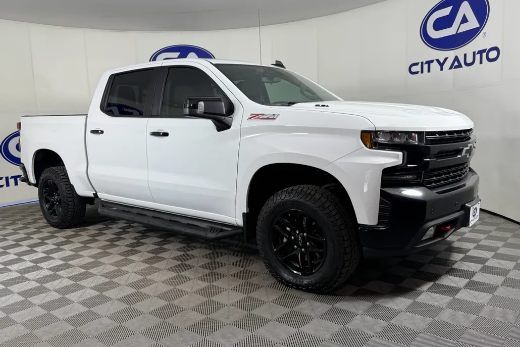 2022 Chevrolet Silverado 1500 LT Trail Boss photo 1