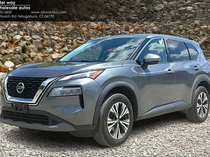 2021 Nissan Rogue SV photo 1