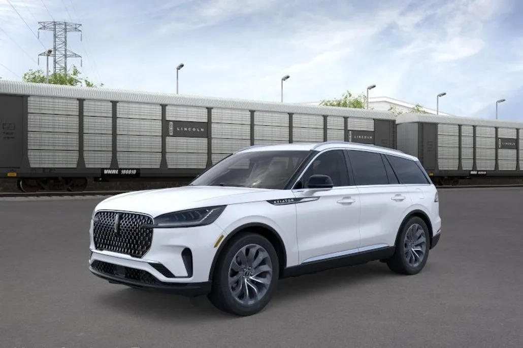 2025 Lincoln Aviator Premiere photo 1