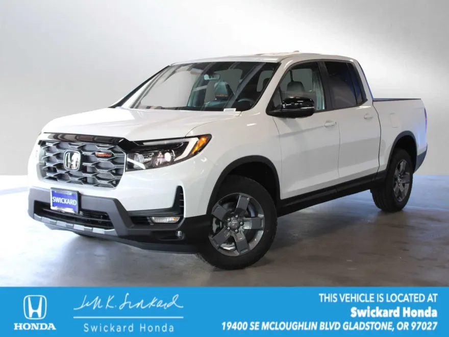 2024 Honda Ridgeline TrailSport photo 1