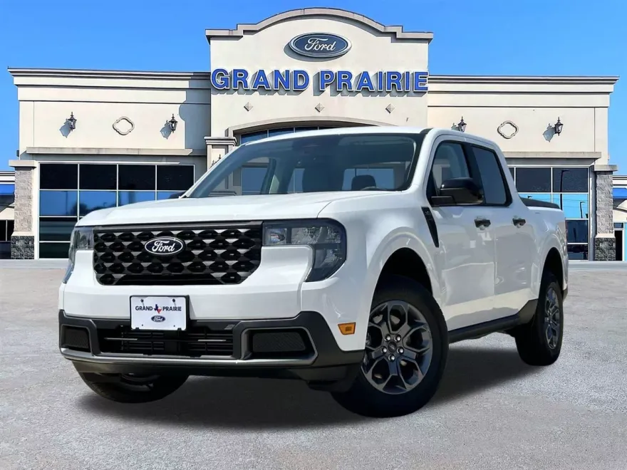 2025 Ford Maverick XLT photo 1