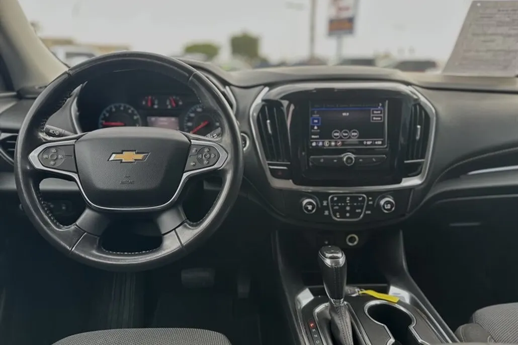 2020 Chevrolet Traverse Cloth photo 1
