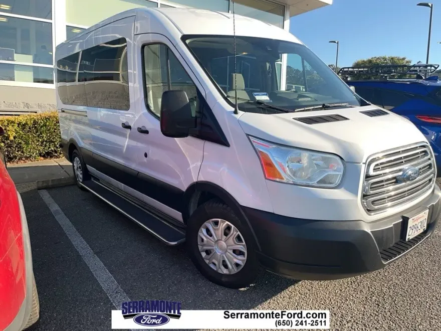 2019 Ford Transit photo 1