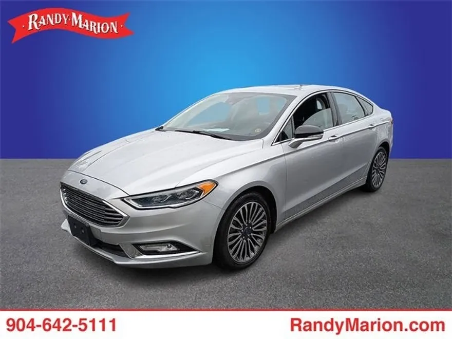 2017 Ford Fusion SE photo 1
