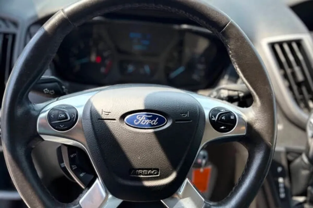 2016 Ford Transit Van photo 1