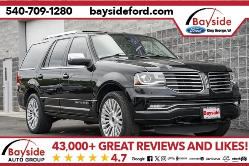 2016 Lincoln Navigator Select photo 1