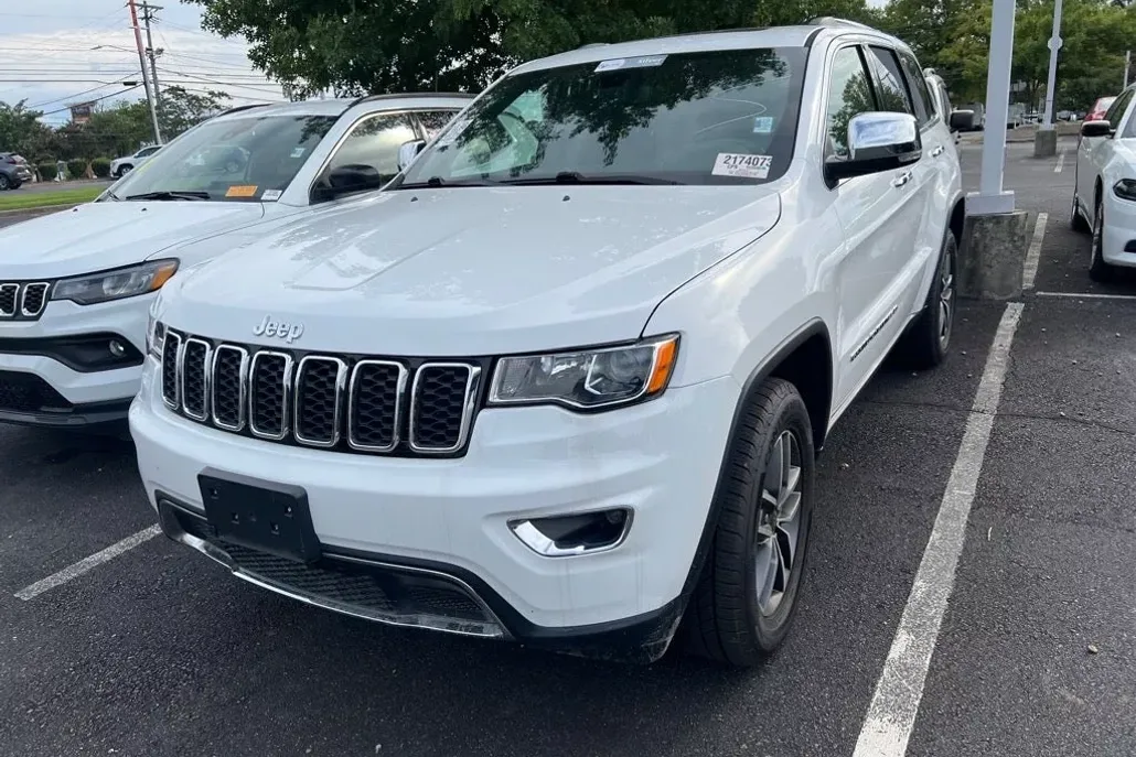 2022 Jeep Cherokee Limited photo 1