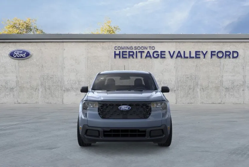 2025 Ford Maverick XLT photo 1