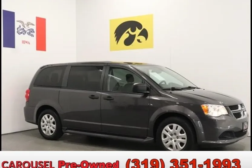 2020 Dodge Grand Caravan SE photo 1