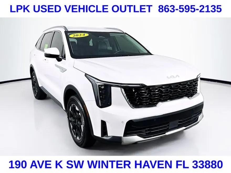 2024 Kia Sorento S photo 1