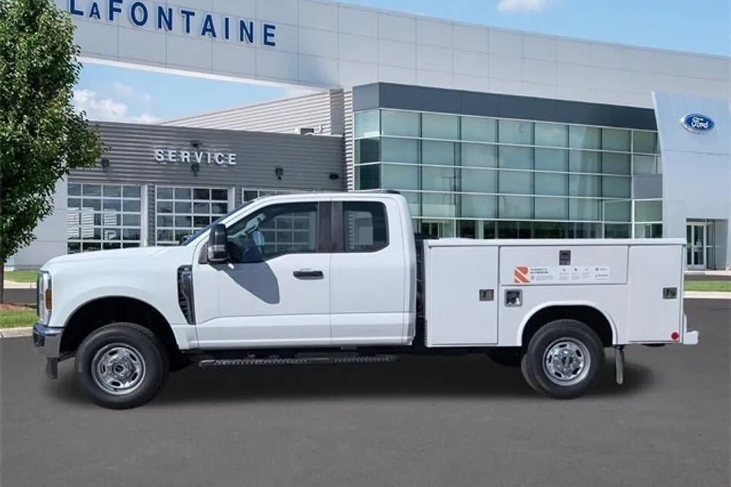 2025 Ford F-250 photo 1