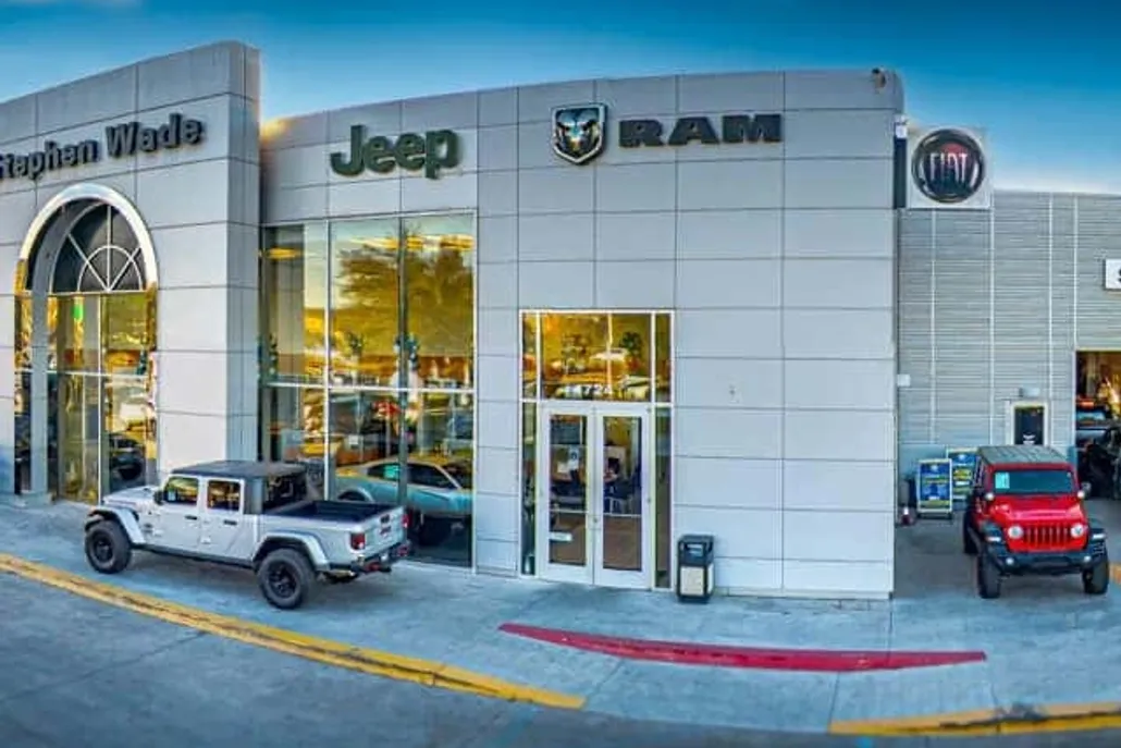 2025 Ram 3500 Laramie photo 1