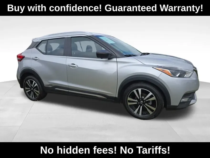 2020 Nissan Kicks SR photo 1