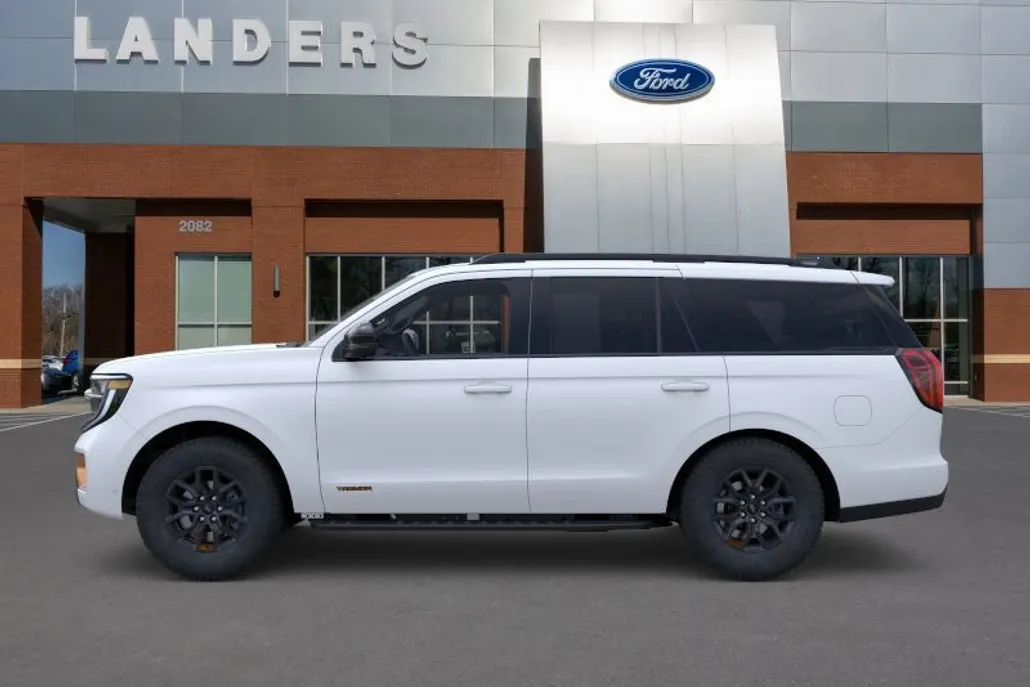 2025 Ford Expedition photo 1