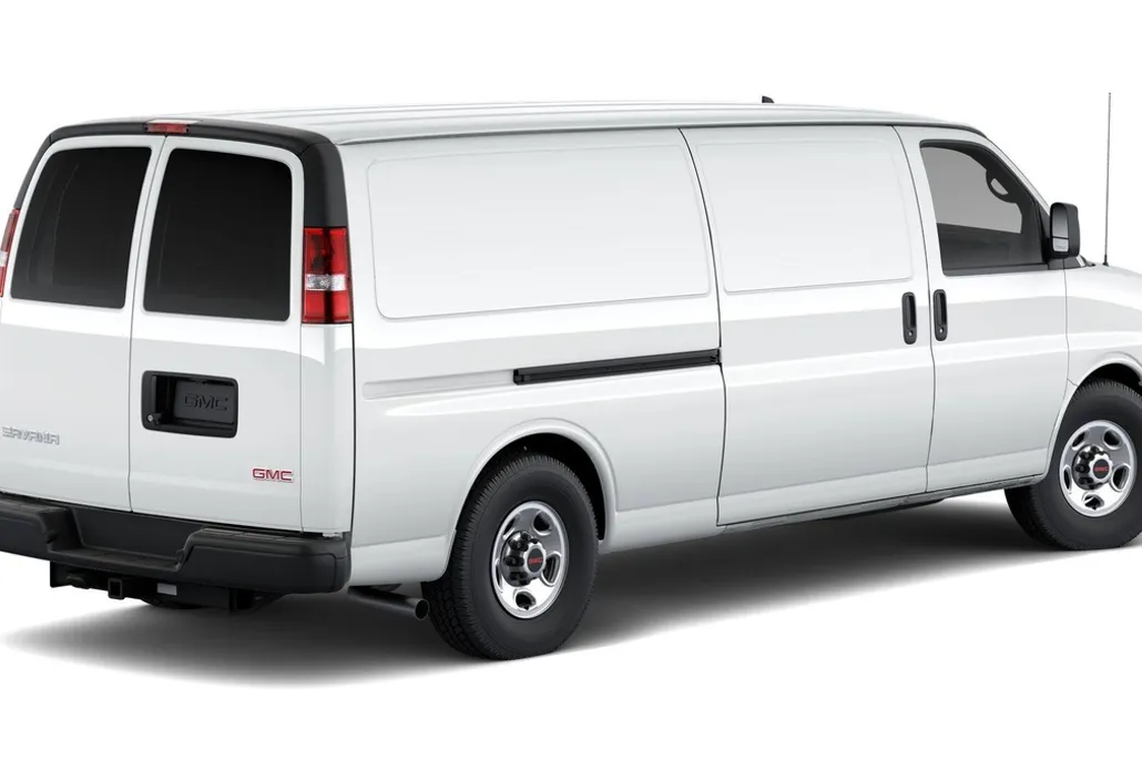 2025 Gmc Savana Cargo 3500 photo 1