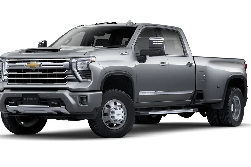 2025 Chevrolet Silverado 3500HD High Country photo 1