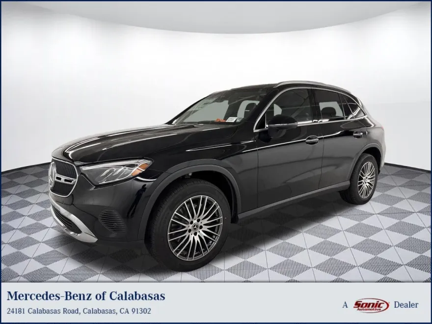2026 Mercedes Benz GLC 300 photo 1