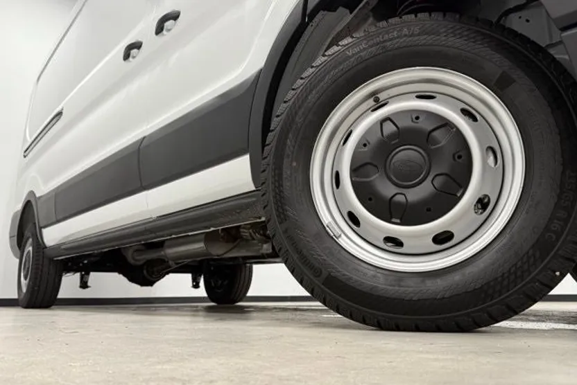 2025 Ford Transit Cargo Van photo 1